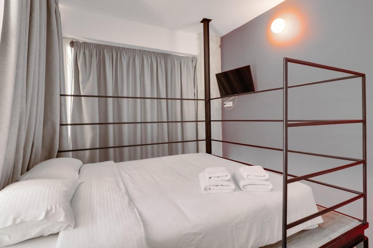 Athensdot Hotel